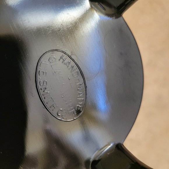 LE Smith Black Amethyst Glass Footed Vase - Picture 8 of 10